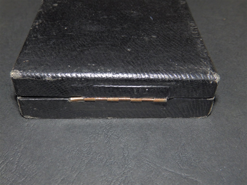 EK2 period private box with white interior – Iron Cross collector
