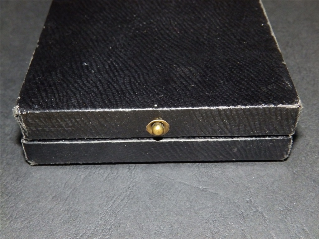 EK2 period private box with black interior – Iron Cross collector
