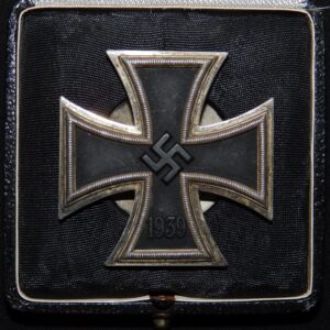 Iron cross / Eisernes Kreuz EK1 L/52 Carl Friedrick Zimmermann Screwback in the related box with LDO numbers