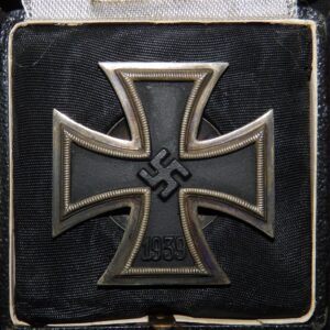 EK1 Iron Cross / Eisernes Kreuz L/53 Hymmen & Co, Lüdenscheid with related LDO box marked L/53