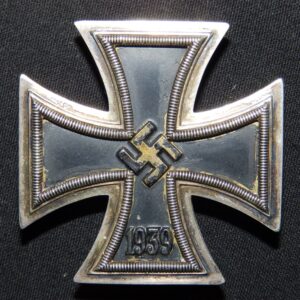 EK1 Iron Cross / Eisernes Kreuz Friedrich Orth, Wien unmarked regular frame, with L/14 regular pin, with non-mag cooper own core