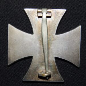 EK1 Iron Cross / Eisernes Kreuz Friedrich Orth, Wien unmarked regular frame, with L/14 regular pin, with non-mag cooper own core