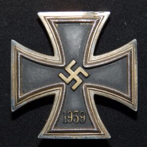 EK1 Iron Cross / Eisernes Kreuz Friedrich Orth, Wien unmarked R. Souval frame, on the L/14 pin, with non-mag cooper Orth own /2 core