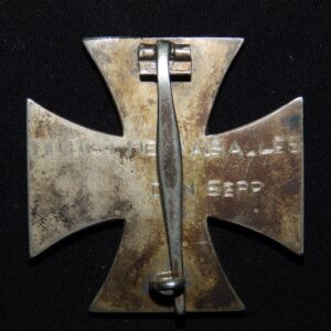 EK1 Iron Cross / Eisernes Kreuz Friedrich Orth, Wien unmarked R. Souval frame, on the L/14 pin, with non-mag cooper Orth own /2 core