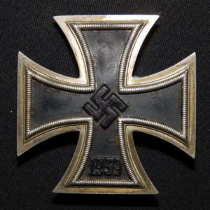 EK1 Iron Cross / Eisernes Kreuz Schauerte & Hohfeld marked L54 (straight type)