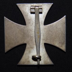 EK1 Iron Cross / Eisernes Kreuz Schauerte & Hohfeld pin back marked L/54 (with curved marked type)