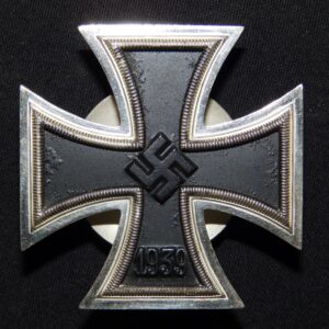 EK1 Iron Cross / Eisernes Kreuz Schauerte & Hohfeld screw back marked L54 (with straight marked type)