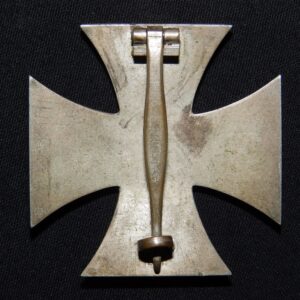 EK1 Iron Cross / Eisernes Kreuz Schauerte & Hohfeld marked L54 (straight type)