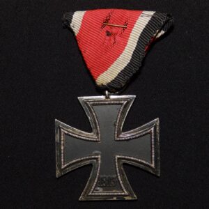 EK2 Iron Cross / Eisernes Kreuz 55 – J.E. Hammer & Söhne “thicker ribbed frame” with so called “Austrian ribbon” solution