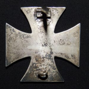 EK1 Iron Cross / Eisernes Kreuz C.E Juncker so called common frame, late type with LDO number L/12 with magnetic inner core