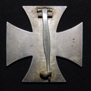 EK1 Iron Cross / Eisernes Kreuz Rudolf Souval nonmagnetic /brass/ regular early wartime period types