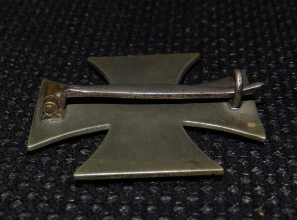 EK1 Iron Cross / Eisernes Kreuz Rudolf  Souval magnetic regular so called deep- 3 late type wartime period types - Image 5