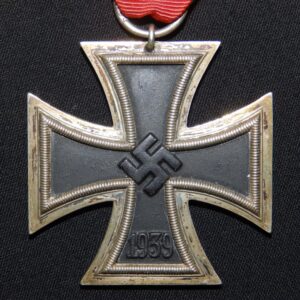 EK2 Iron Cross / Eisernes Kreuz Robert Hauschild marked mark 56 with own core
