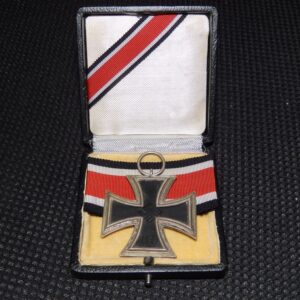 EK2 Iron Cross / Eisernes Kreuz private box, first class box to converted second class