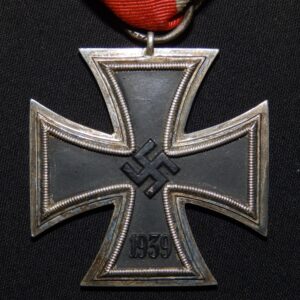 EK2 Iron Cross / Eisernes Kreuz Friedrich Orth with LDO Number L/14 with magnetic inner core type