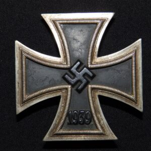EK1 Iron Cross / Eisernes Kreuz  Paul Meybauer with early pin type, PKZ marked 7 with 2 types core