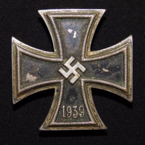 EK1 Iron Cross / Eisernes Kreuz Petz & Lorenz (no number known) one piece early piece